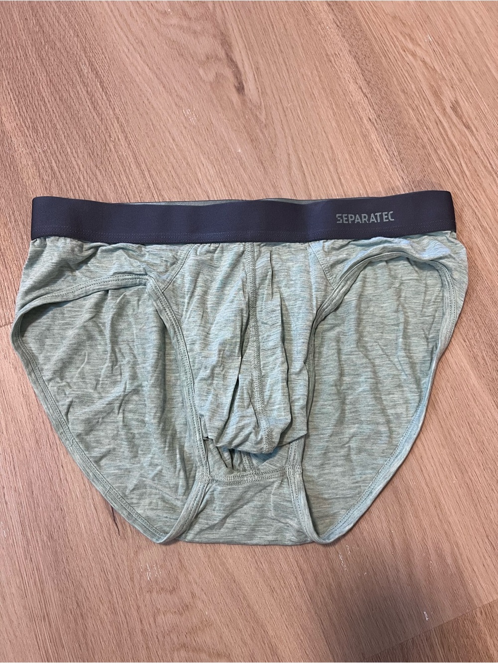 Separatec Men's Heather Green Briefs with Dual Pouch Technology